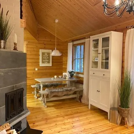 Lomanaamanka Naava-hirsimoekki Apartment