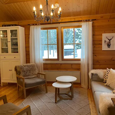 Appartement Lomanaamanka Naava-hirsimoekki