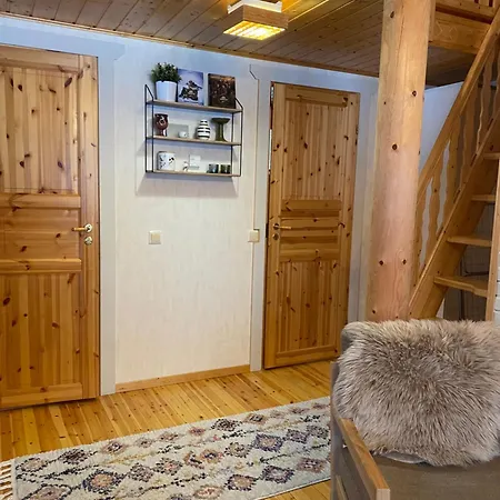 Lomanaamanka Naava-hirsimoekki