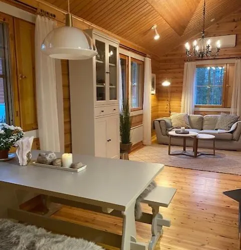 Lomanaamanka Naava-hirsimoekki *