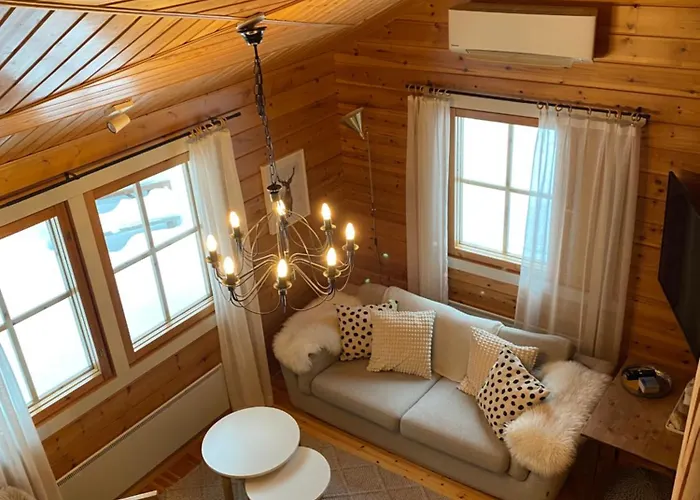 Lomanaamanka Naava-hirsimoekki * Syöte